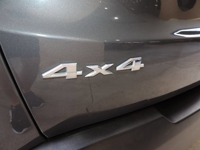 Used 2023 Jeep Renegade Latitude AWD/4WD image 20