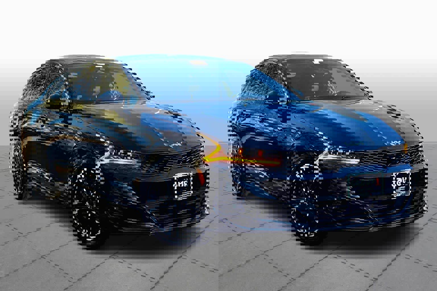 Used 2022 Kia K5 GT-Line w/ GT-Line FWD Premium Package image 2