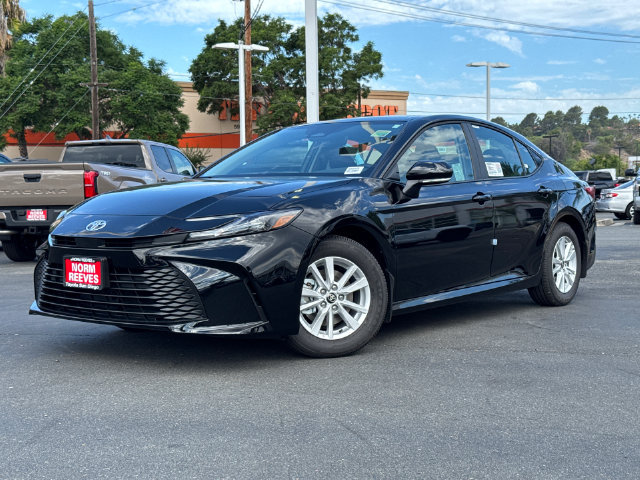 New 2026 Toyota Camry LE FWD image 2
