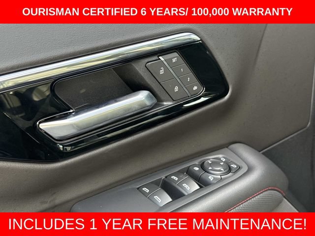 Used 2025 Chevrolet Suburban RST w/ Comfort Package AWD/4WD image 21