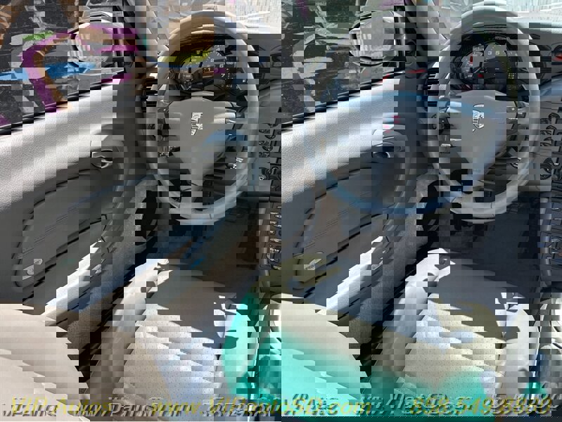 Used 2001 Porsche 911 Carrera 4 image 19