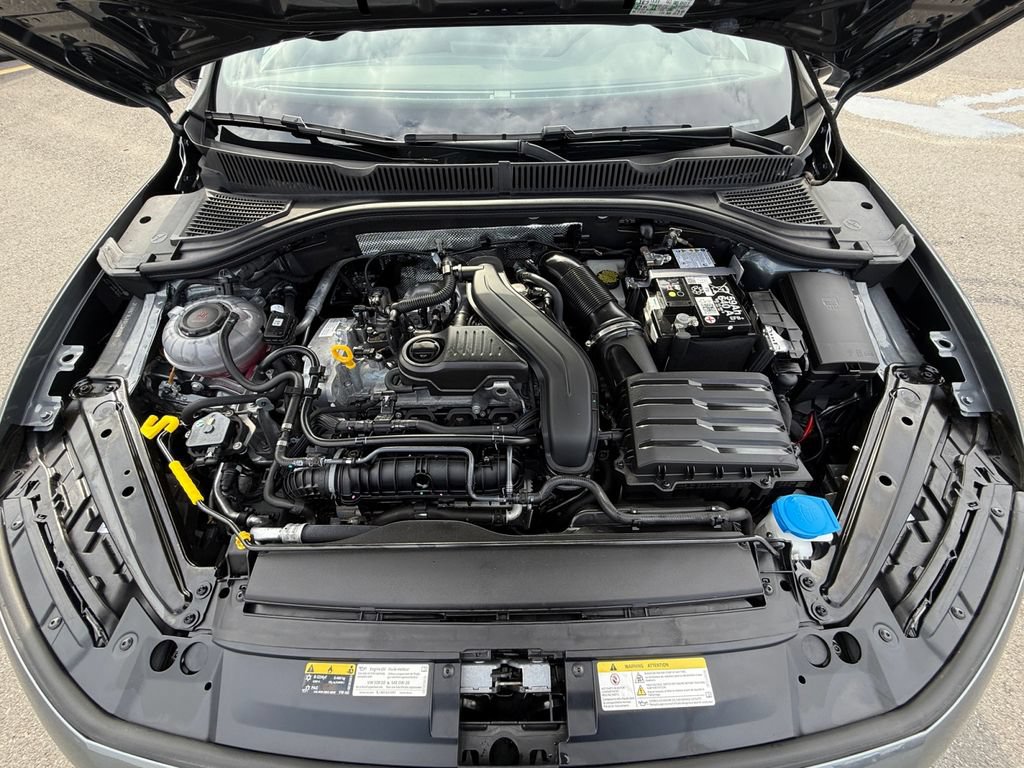 Used 2025 Volkswagen Jetta Sport FWD image 25