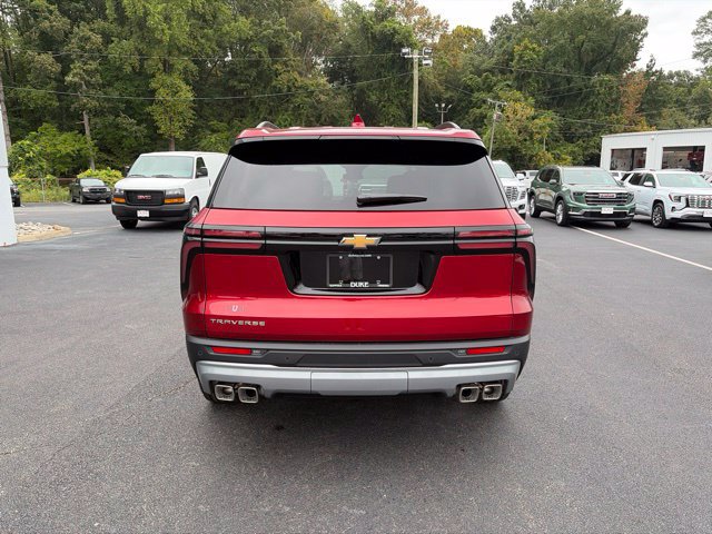 New 2027 Chevrolet Traverse LT w/ LPO, Cargo Package FWD image 16