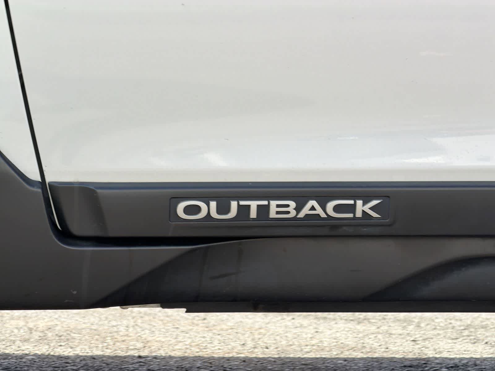 Used 2019 Subaru Outback 2.5i Limited image 13