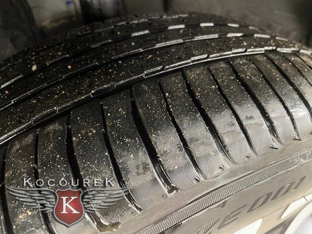 Used 2023 Subaru Ascent Limited w/ Technology Package image 8