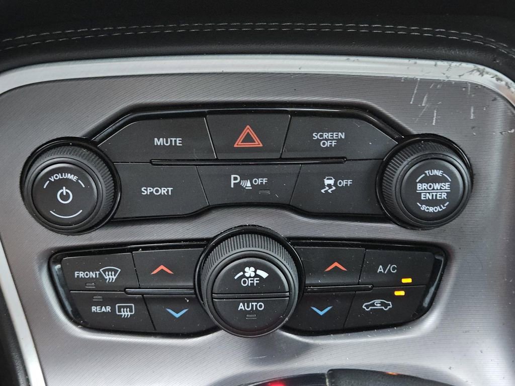 Used 2020 Dodge Challenger SXT w/ Plus Package RWD image 11