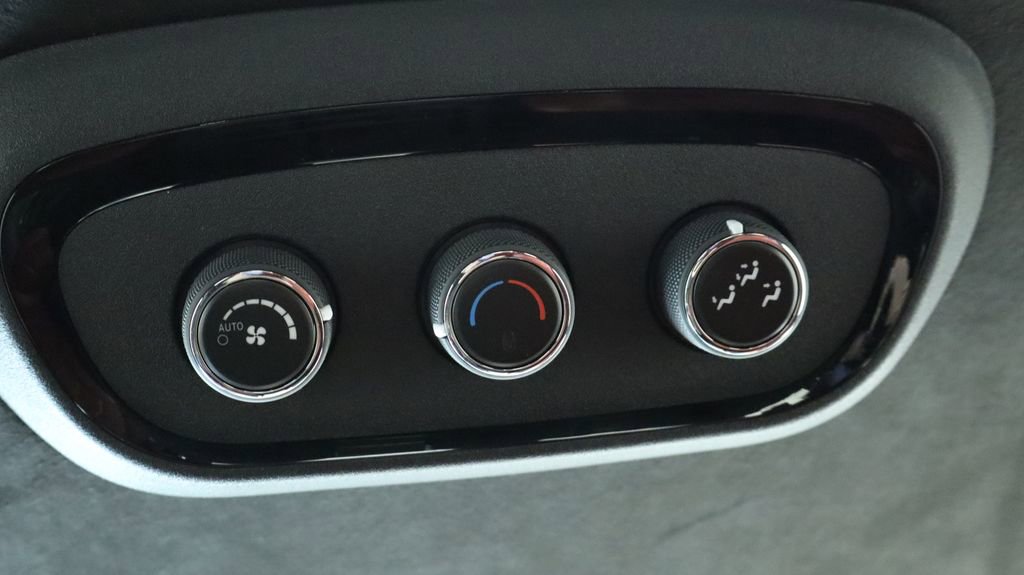 Used 2024 Dodge Durango SRT image 28