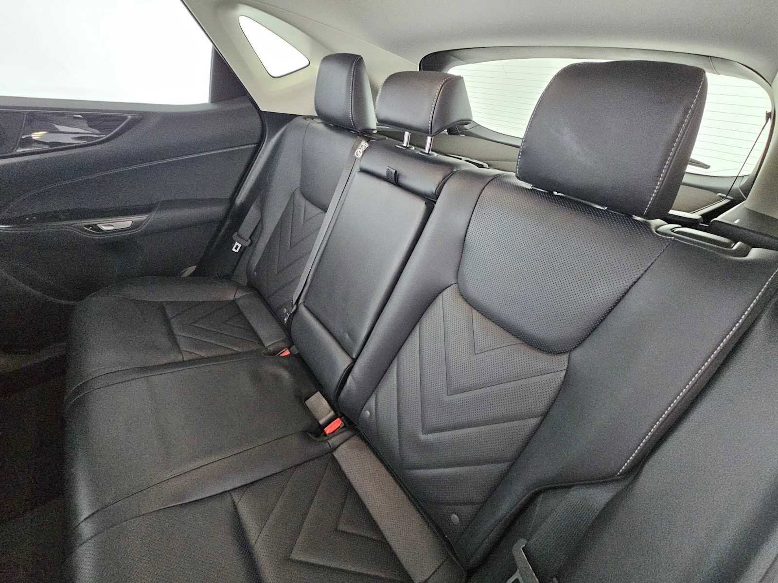 Certified 2026 Lexus NX 450h+ AWD w/ Accessory Package (K3) image 18