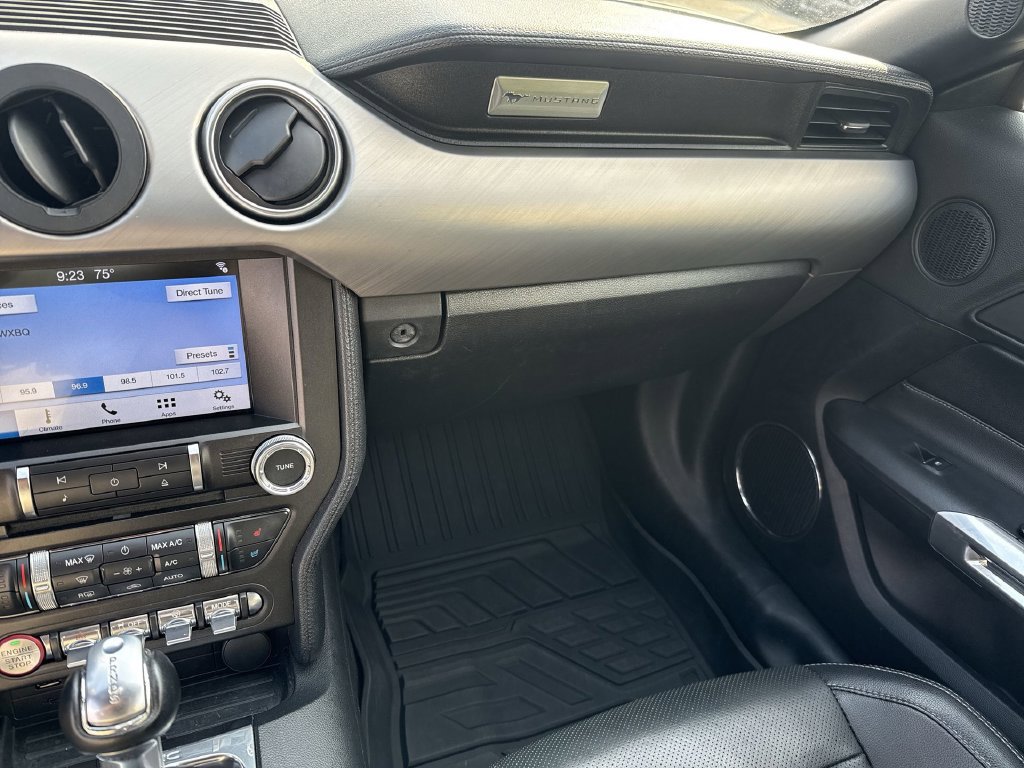 Used 2018 Ford Mustang Premium RWD image 9