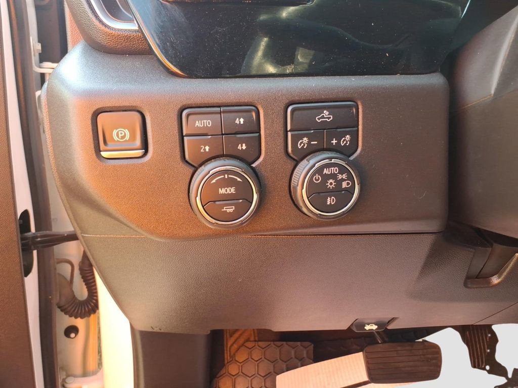 Used 2024 Chevrolet Silverado 1500 LT Trail Boss w/ Protection Package AWD/4WD image 22