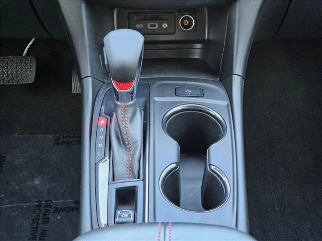 Used 2022 Chevrolet Equinox RS w/ Infotainment Package image 14