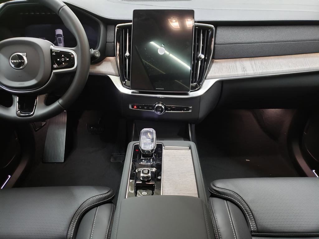 New 2026 Volvo XC90 B6 Ultra w/ Protection Package AWD/4WD image 9