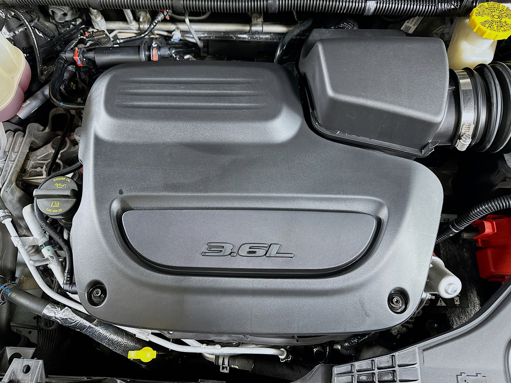 Used 2024 Chrysler Pacifica Touring-L image 32