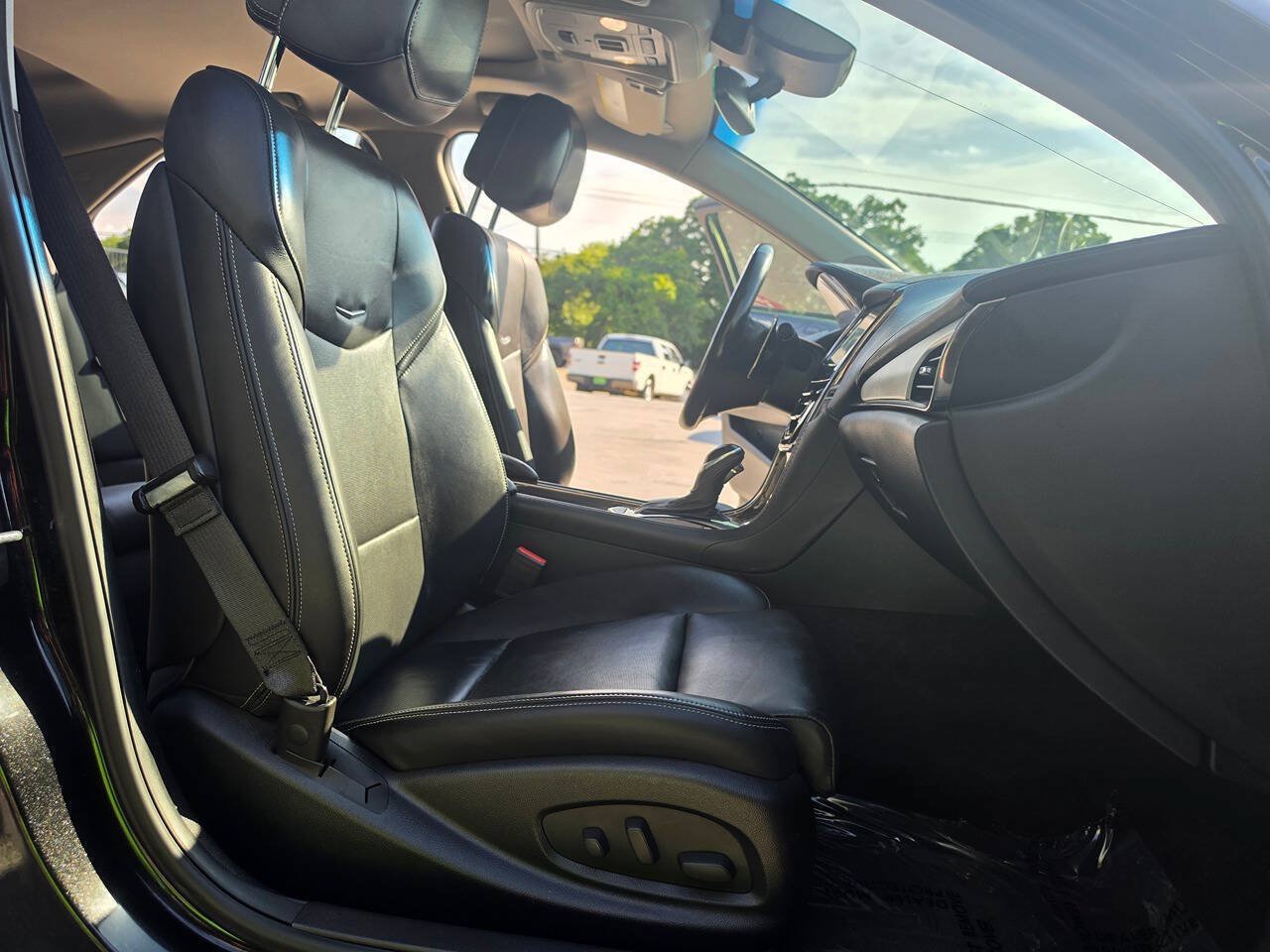 Used 2014 Cadillac ATS Performance w/ Cold Weather Package RWD image 30