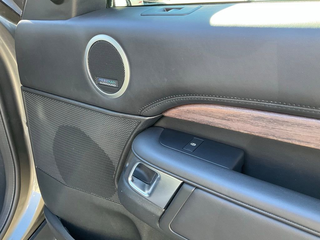 Used 2020 Land Rover Discovery HSE Luxury AWD/4WD image 77