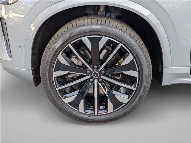 New 2026 Volvo XC90 B6 Ultra w/ Protection Package image 11