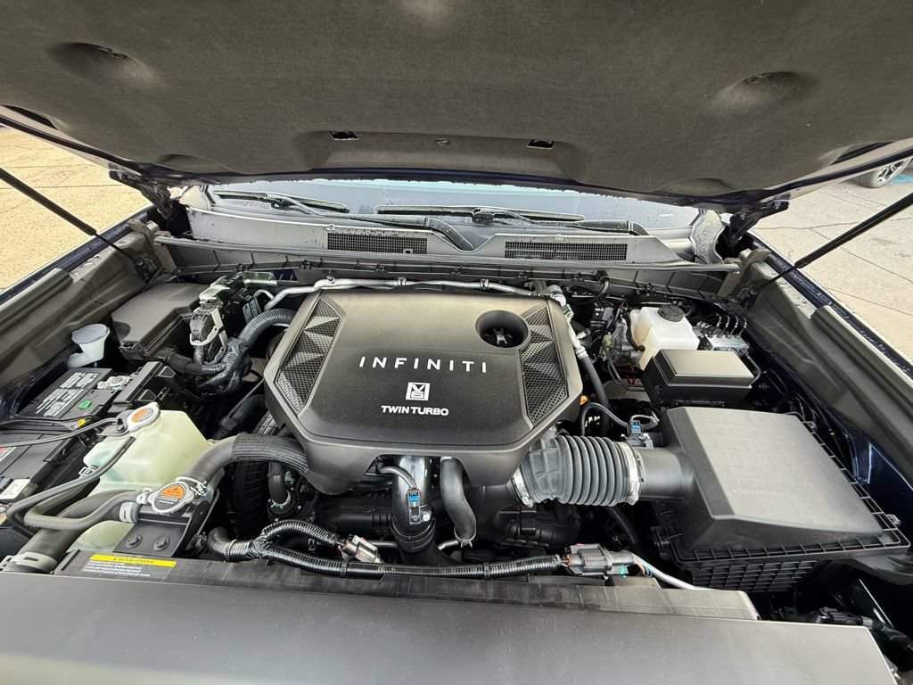 Used 2025 INFINITI QX80 Sensory AWD/4WD image 31