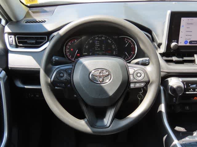 Used 2024 Toyota RAV4 LE AWD/4WD image 18