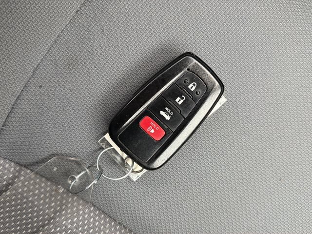 Used 2022 Toyota Corolla SE w/ Carpet Mat Package (TMS) FWD image 27