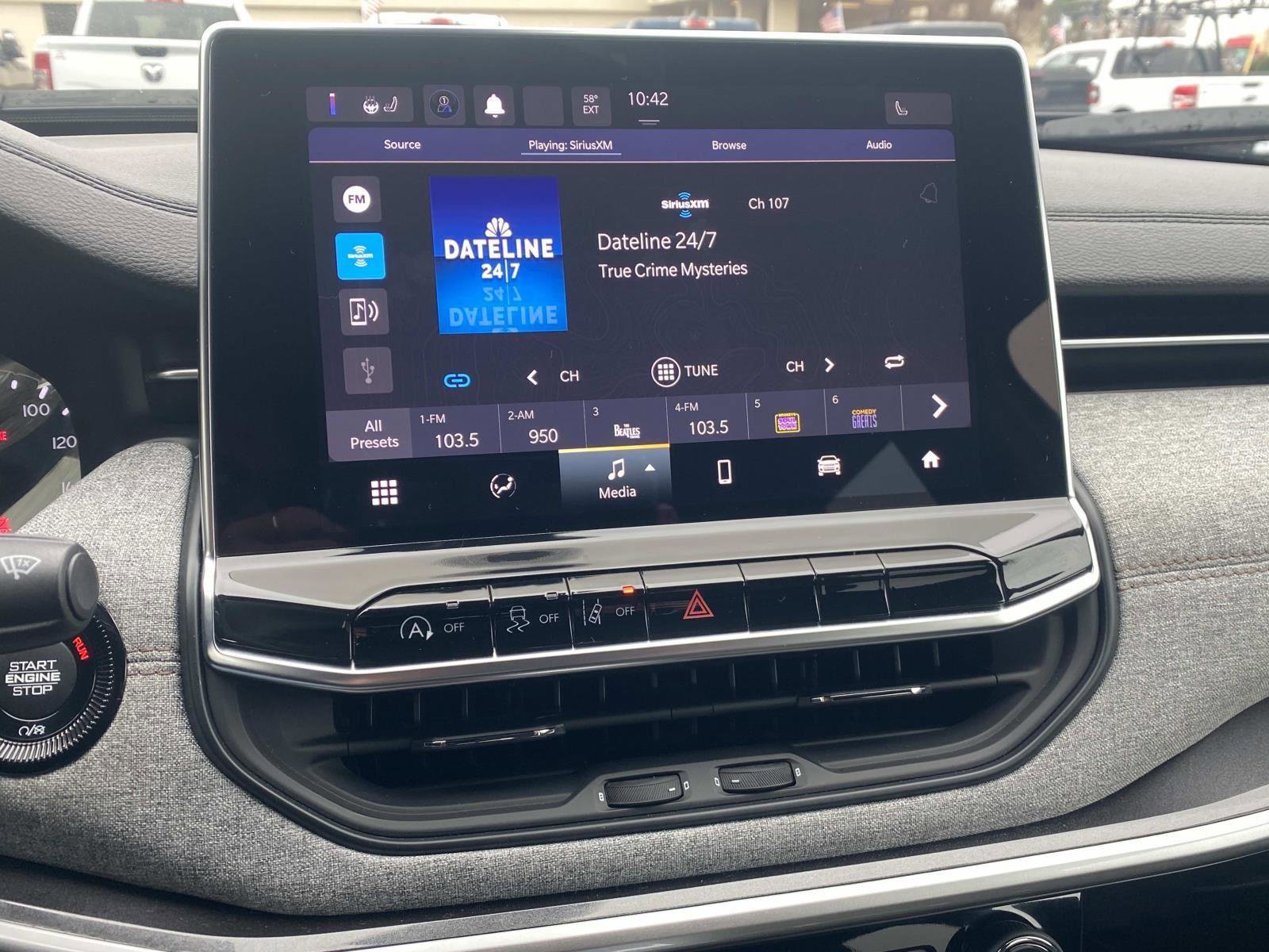 Certified 2023 Jeep Compass Latitude image 27