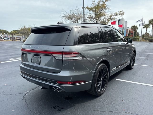 Certified 2025 Lincoln Aviator Reserve w/ Equipment Group 201A image 3