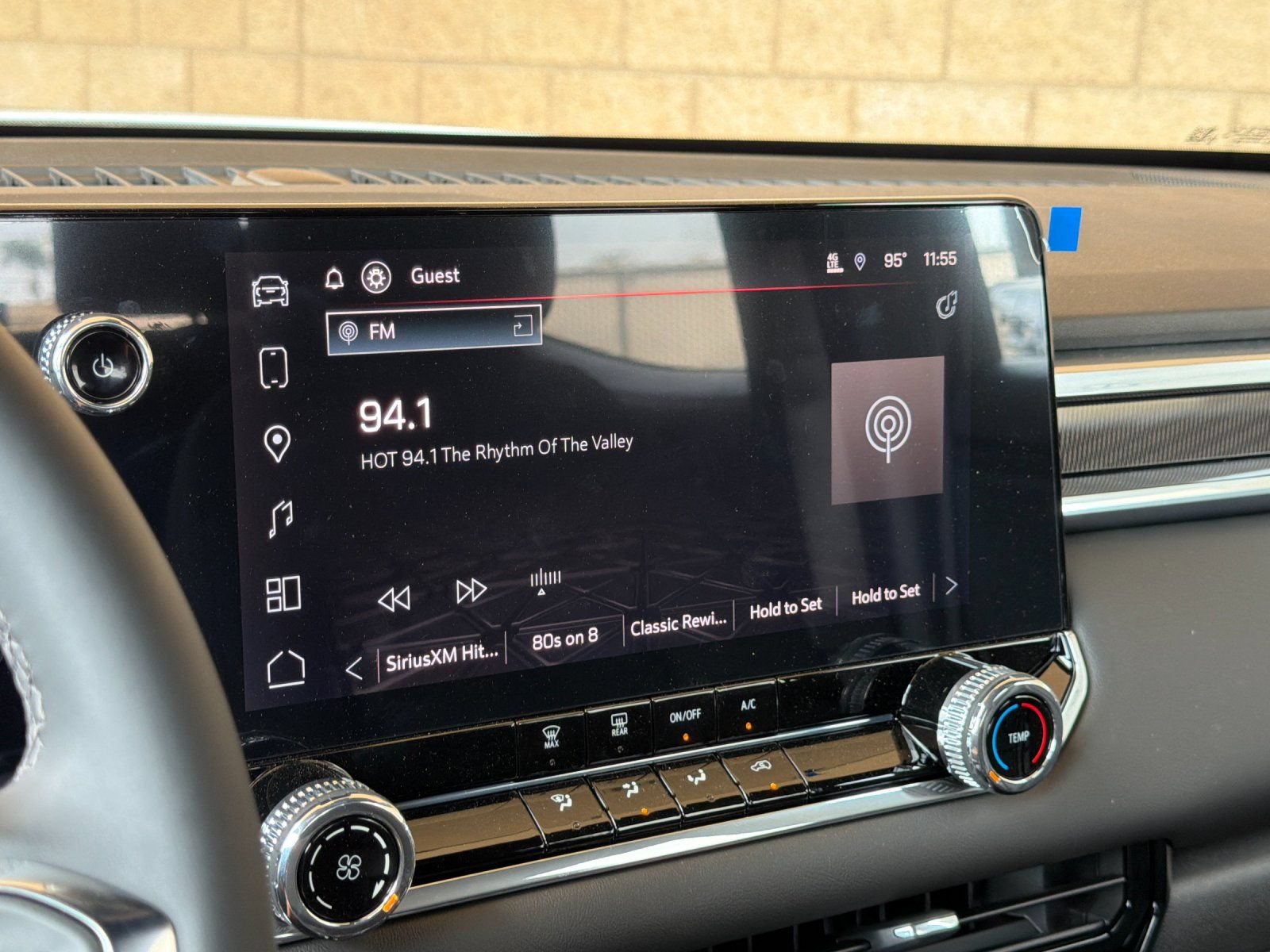 New 2026 GMC Canyon Elevation w/ Technology Package RWD image 17