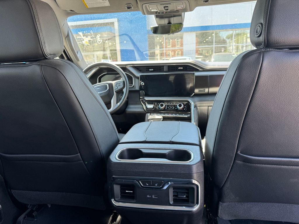 Used 2023 GMC Sierra 1500 Denali w/ Technology Package AWD/4WD image 19