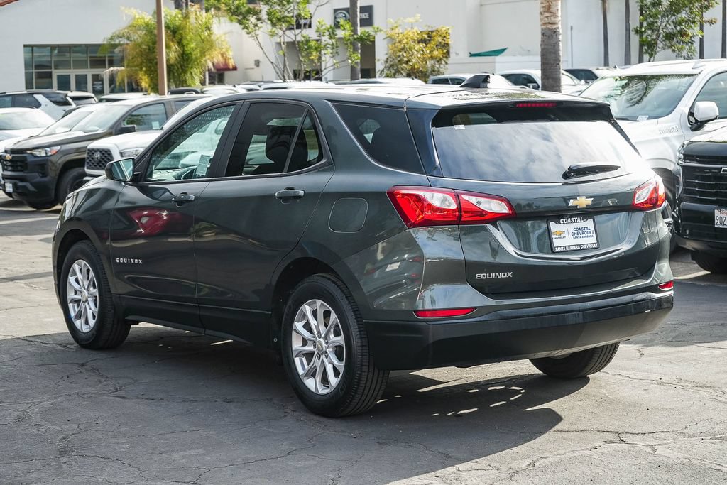 Used 2020 Chevrolet Equinox LS w/ LS Convenience Package FWD image 4