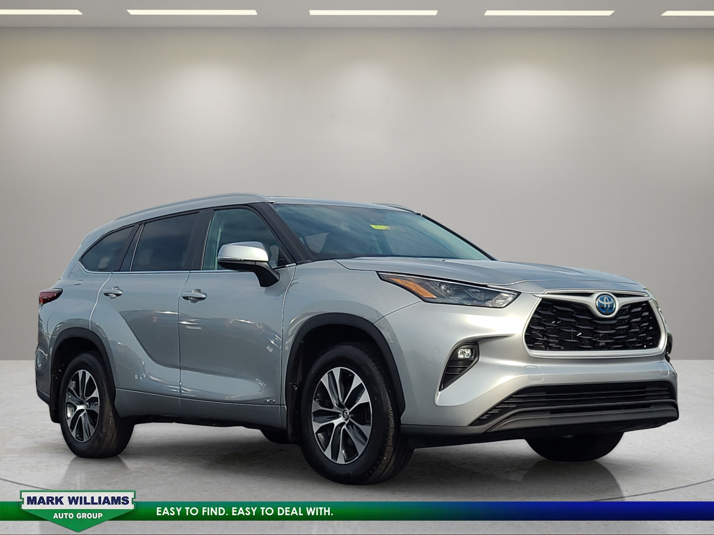 Used 2024 Toyota Highlander XLE