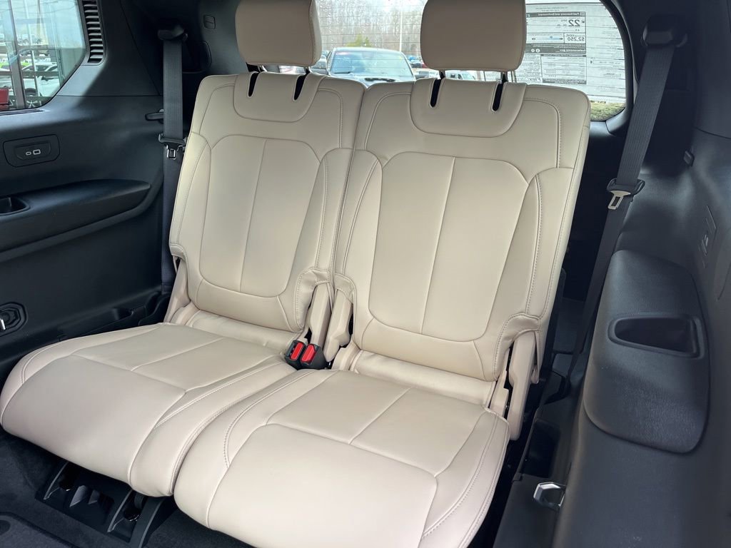 New 2026 Jeep Grand Cherokee L Limited image 17