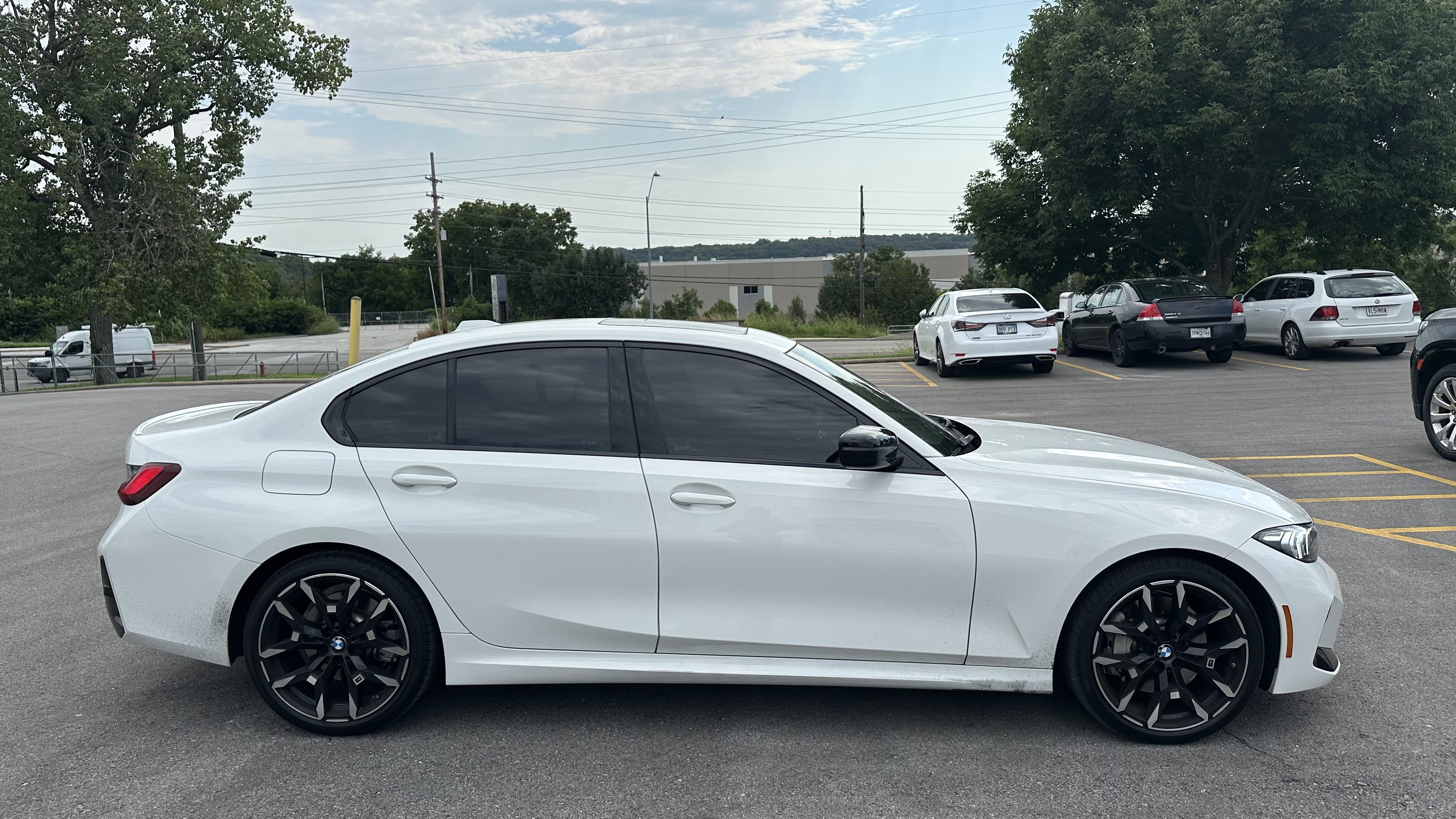 Used 2025 BMW 330i xDrive Sedan w/ M Sport Package AWD/4WD image 11