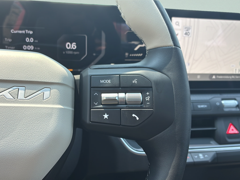 New 2026 Kia K4 GT-Line w/ GT-Line Premium Package FWD image 34
