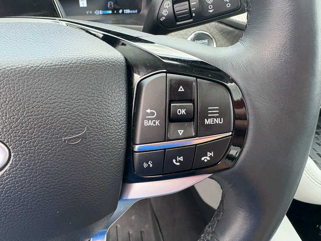Used 2025 Ford Explorer Platinum w/ Ultimate Package AWD/4WD image 15