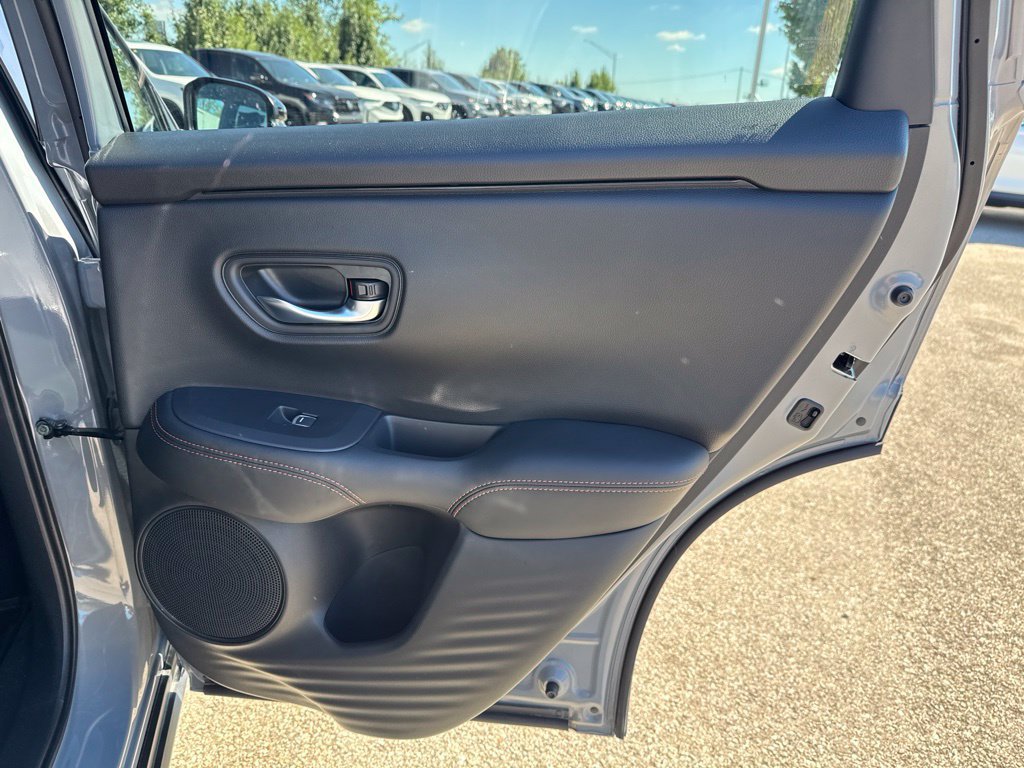 Certified 2025 Honda HR-V Sport image 35