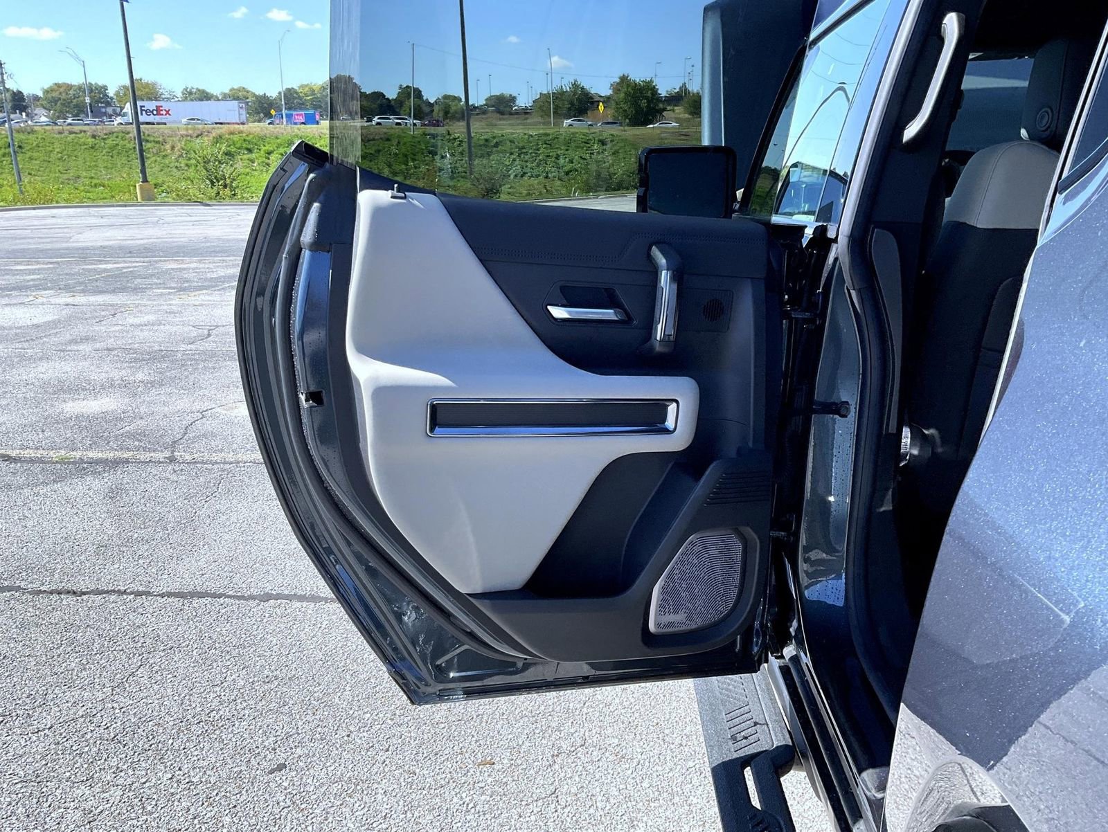 New 2026 GMC Hummer EV SUV image 20