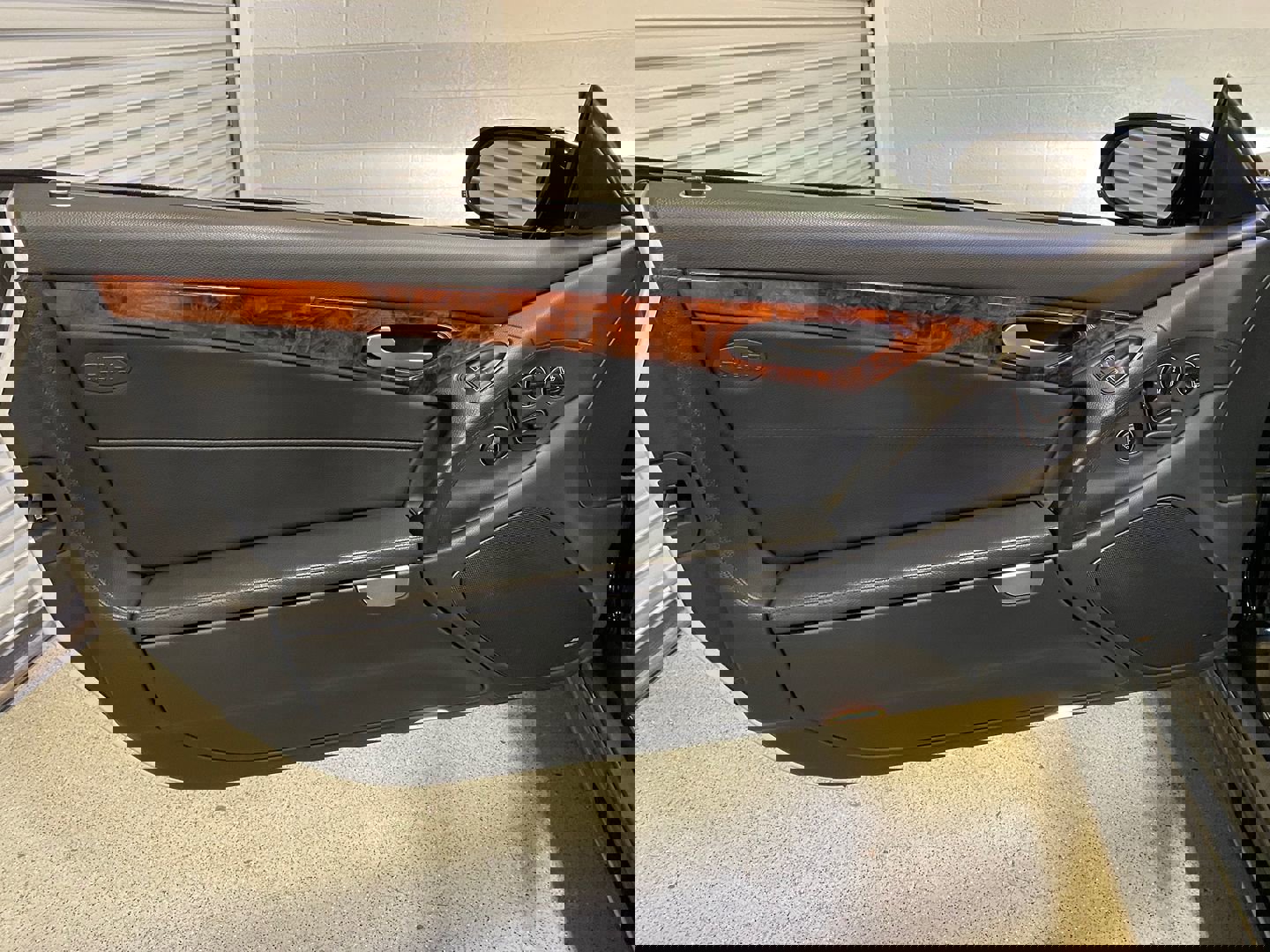 Used 2007 Mercedes-Benz SL 550 image 40