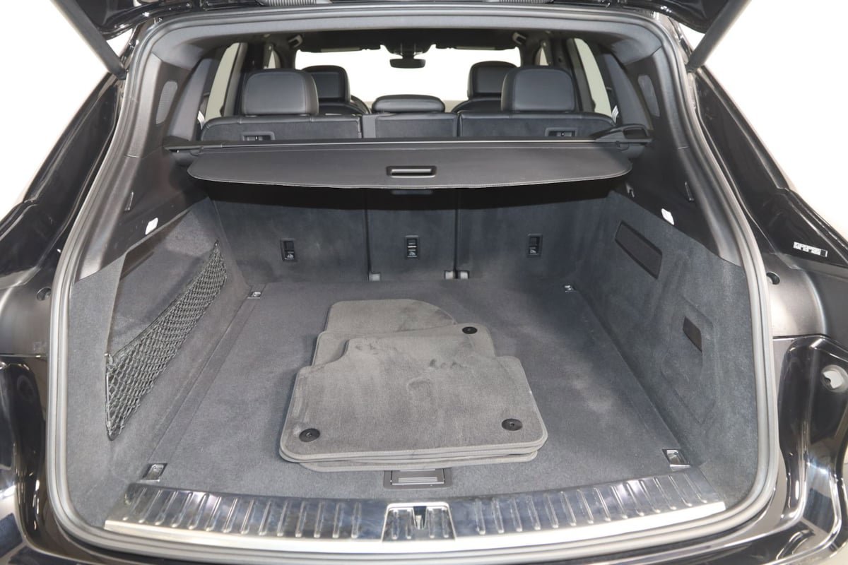 Used 2022 Porsche Cayenne AWD/4WD image 57