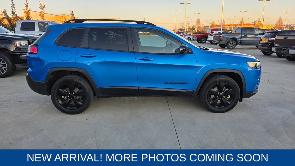 Used 2023 Jeep Cherokee Altitude Lux image 6
