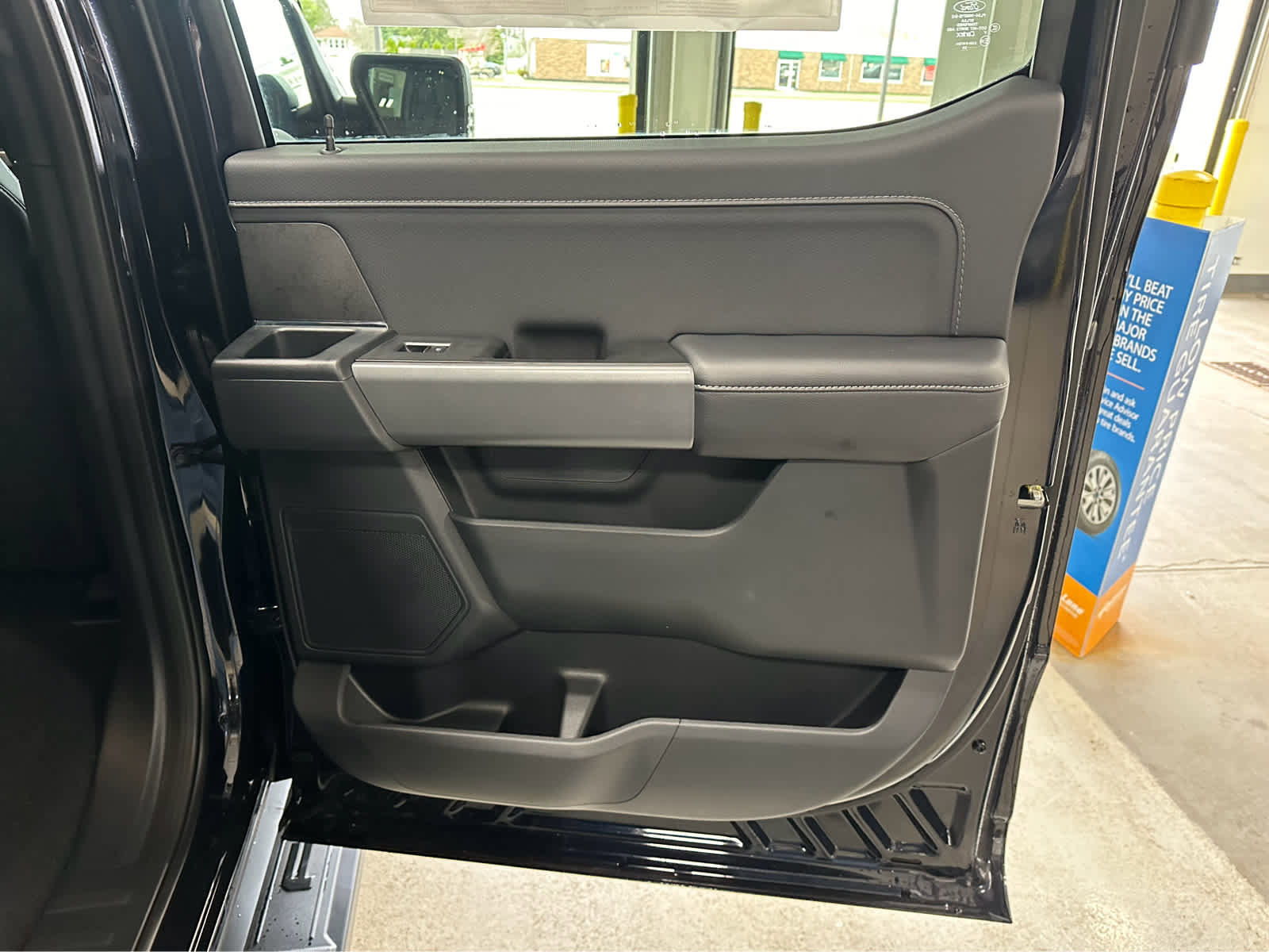 New 2026 Ford F150 XLT w/ Equipment Group 302A MID image 31