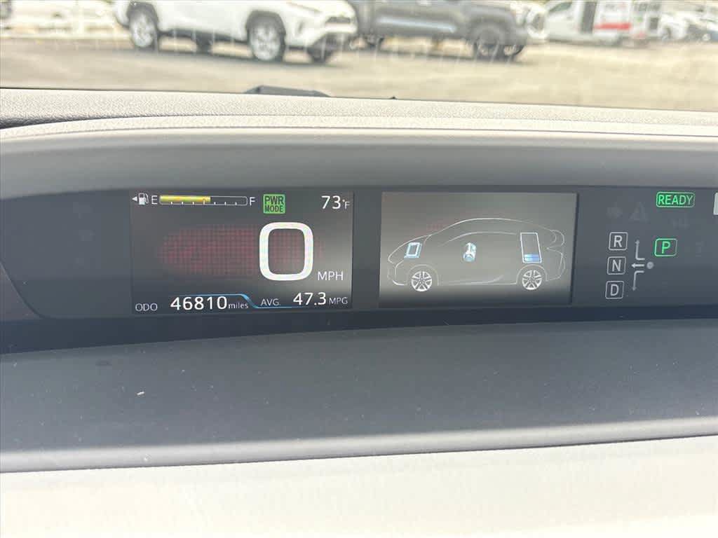 Used 2018 Toyota Prius Three Touring FWD image 11