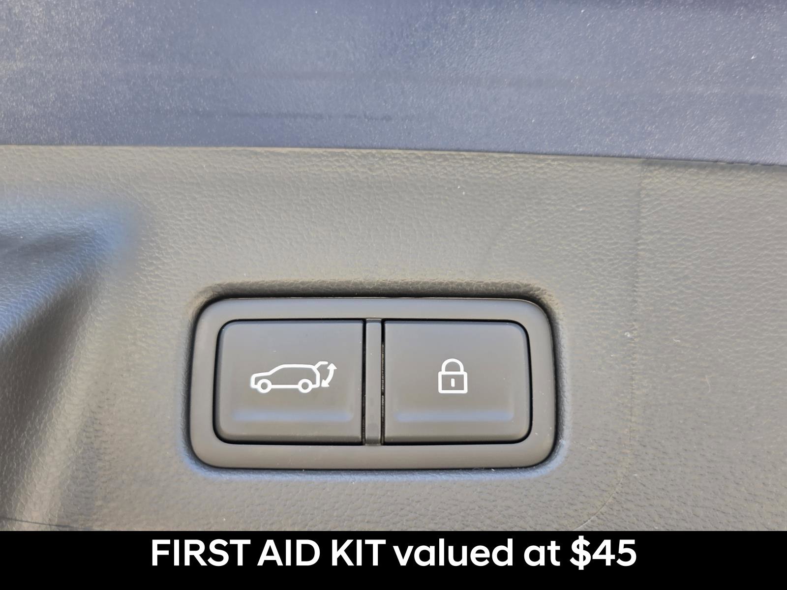 New 2027 Hyundai Santa Fe SEL FWD image 8