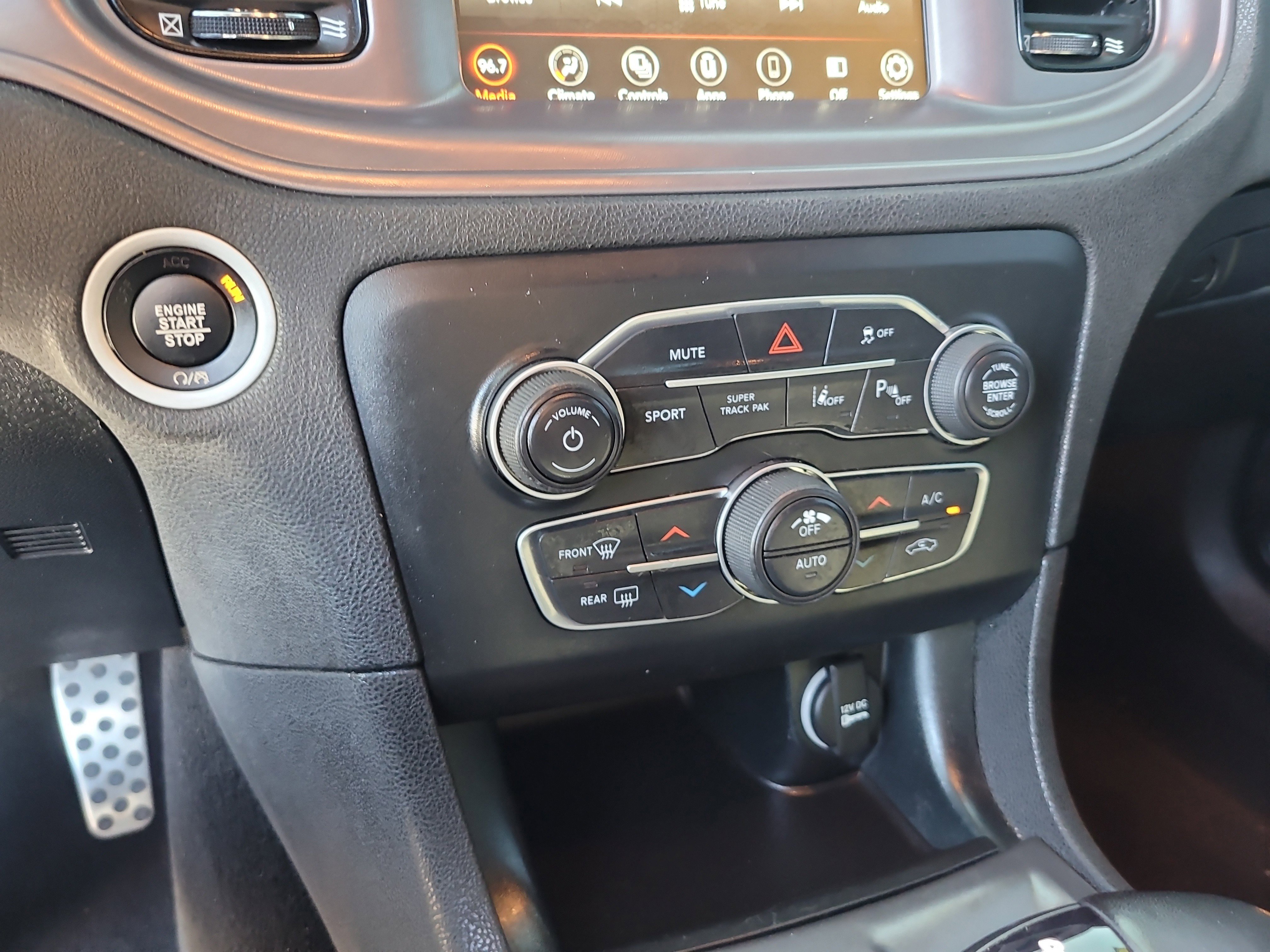 Used 2023 Dodge Charger R/T w/ Performance Handling Group image 22