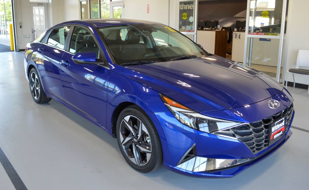Used 2021 Hyundai Elantra Limited FWD image 3