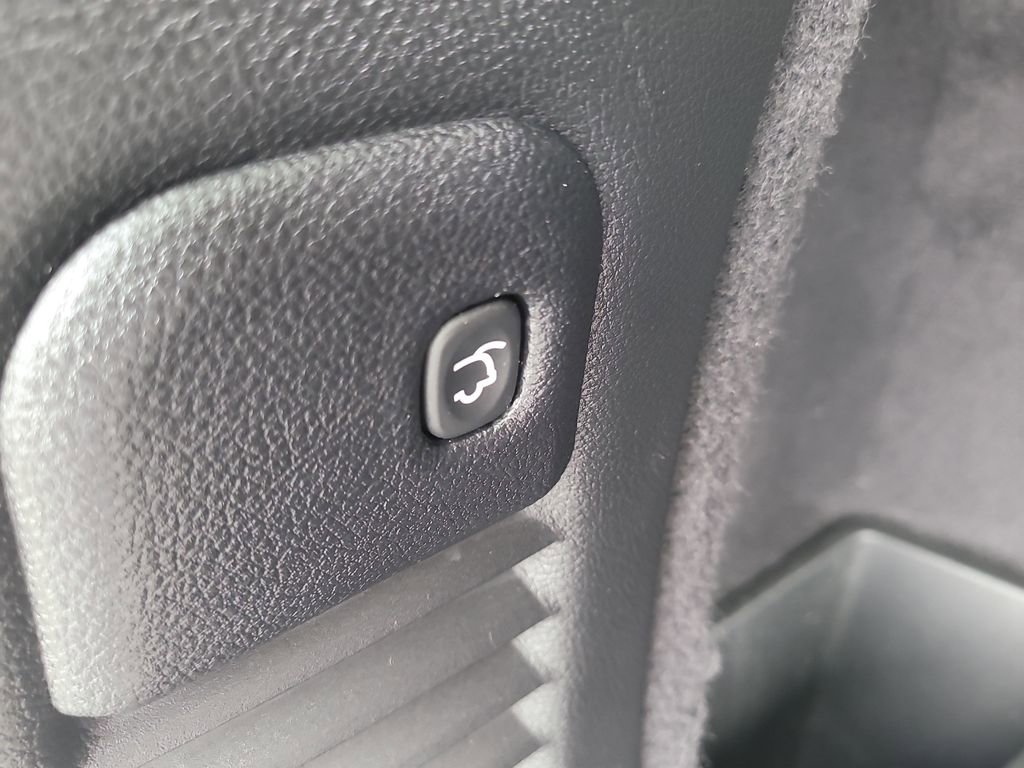 Used 2024 Dodge Durango SRT image 9