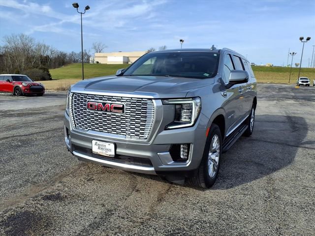 Used 2023 GMC Yukon XL Denali image 41