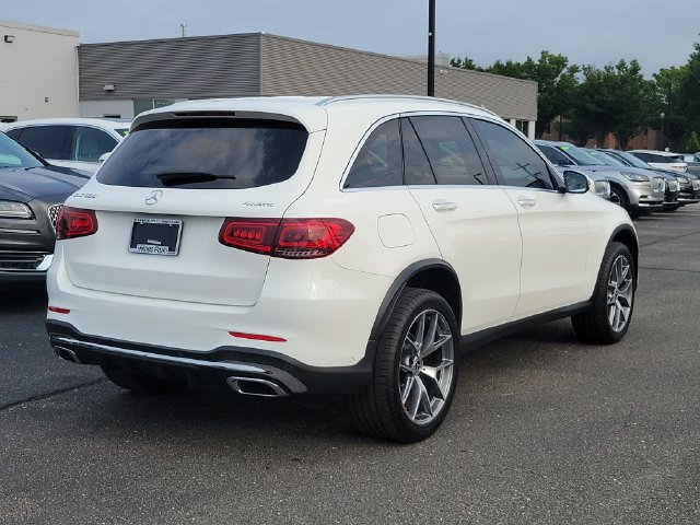 Used 2022 Mercedes-Benz GLC 300 4MATIC image 4