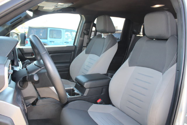 Used 2024 Toyota Tacoma TRD Off-Road AWD/4WD image 38