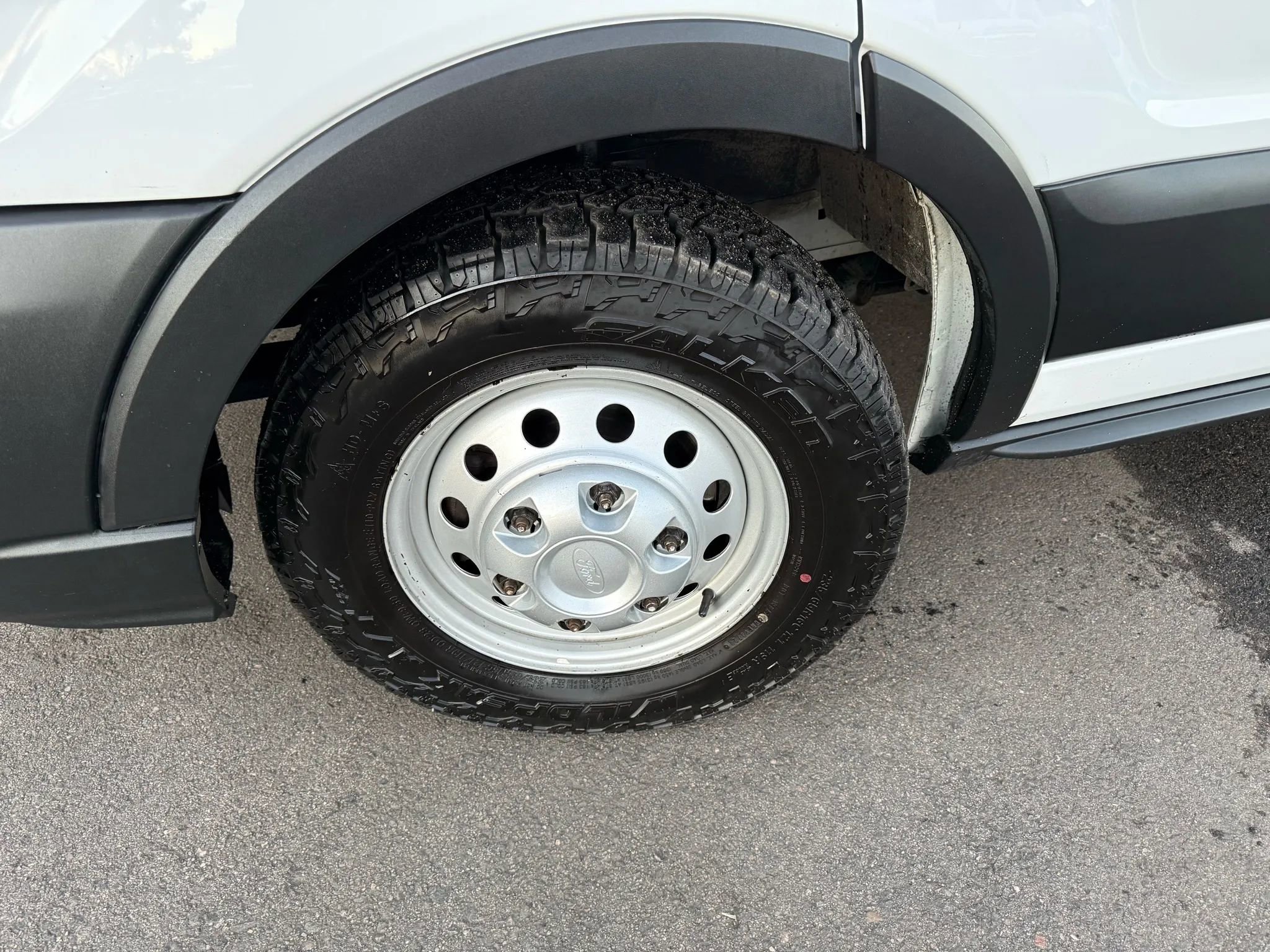 Used 2021 Ford Transit 150 Low Roof AWD image 11