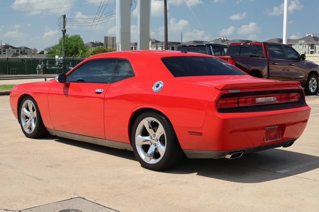 Used 2013 Dodge Challenger R/T Plus RWD image 4