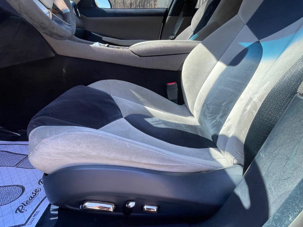 Used 2012 Fisker Karma EcoChic image 29